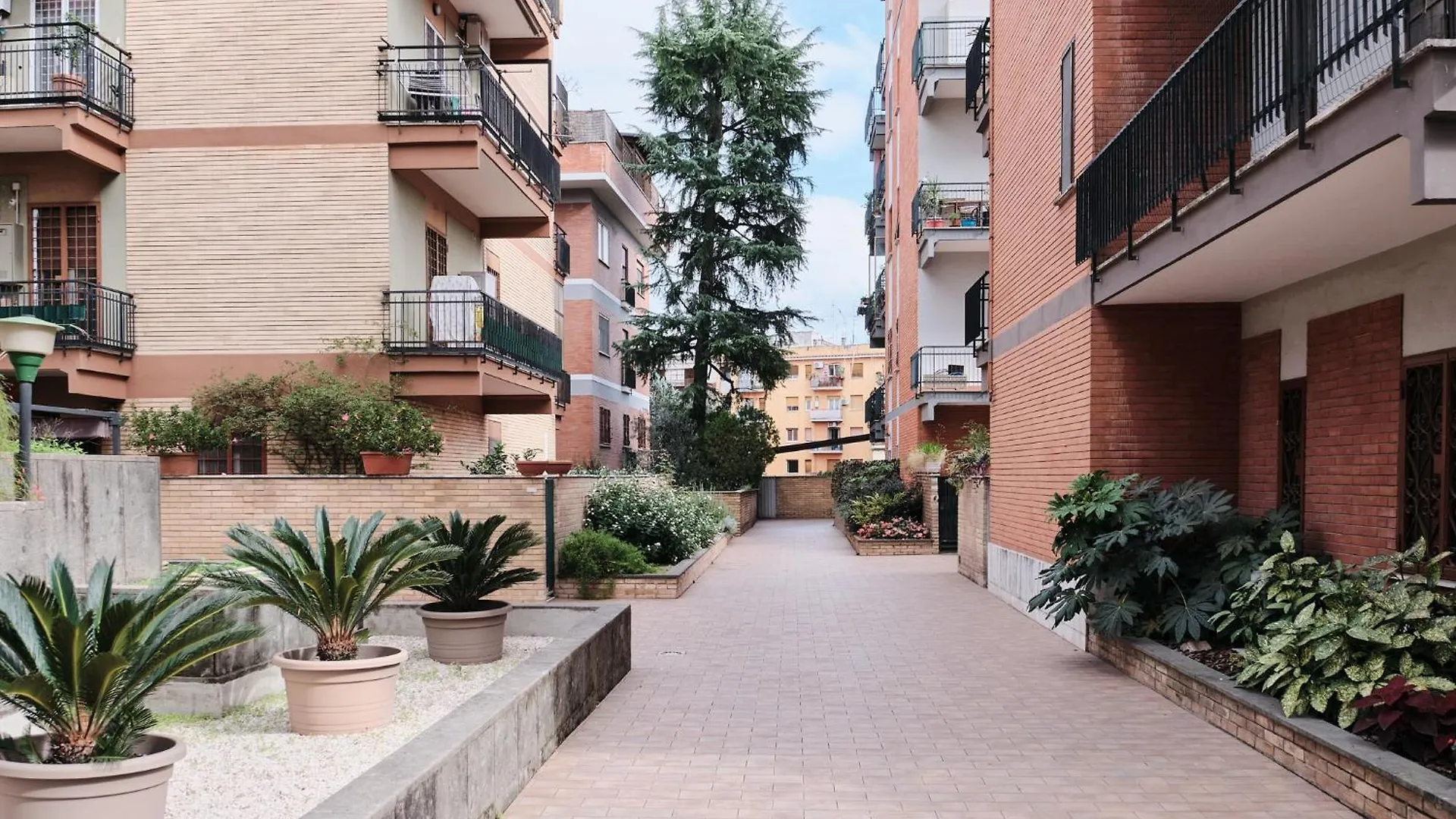Parcheggio Gratuito, Wi-Fi -Netflix & Ac Apartment Rome 0*,  Italy