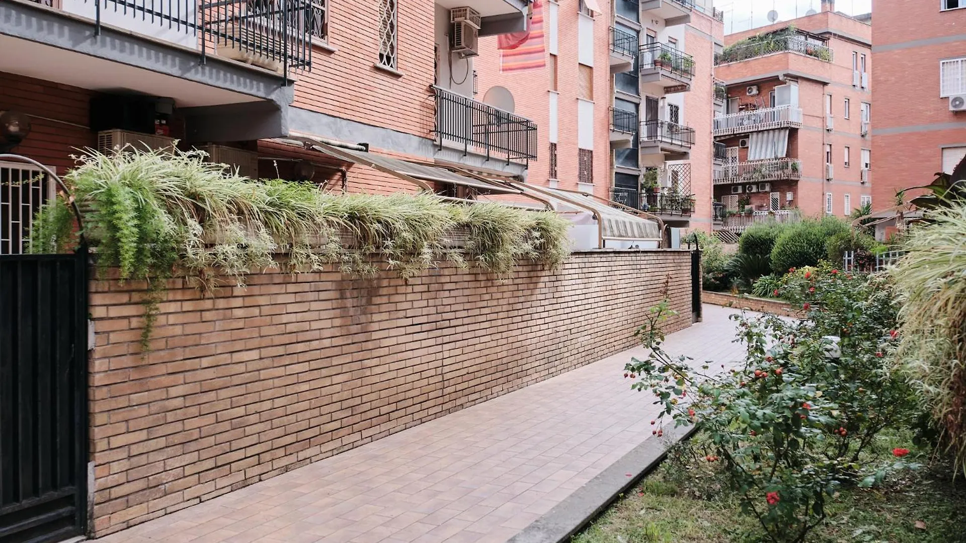 Parcheggio Gratuito, Wi-Fi -Netflix & Ac Apartment Rome