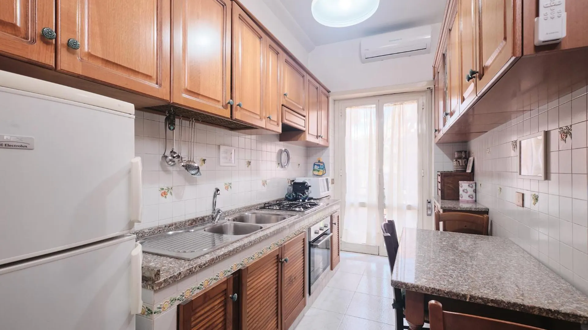 Parcheggio Gratuito, Wi-Fi -Netflix & Ac Apartment Rome Italy
